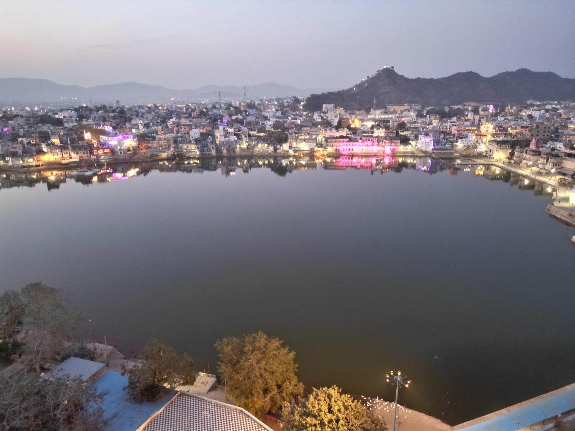 Hotel The Pushkar Flower Kültér fotó