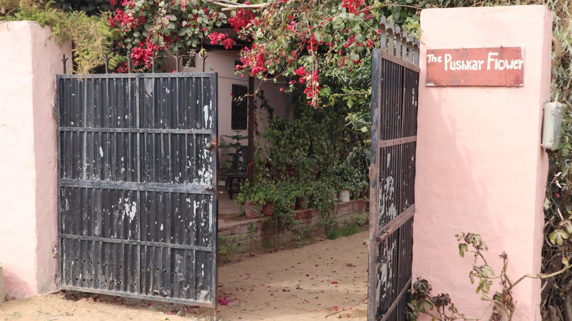 Hotel The Pushkar Flower Kültér fotó